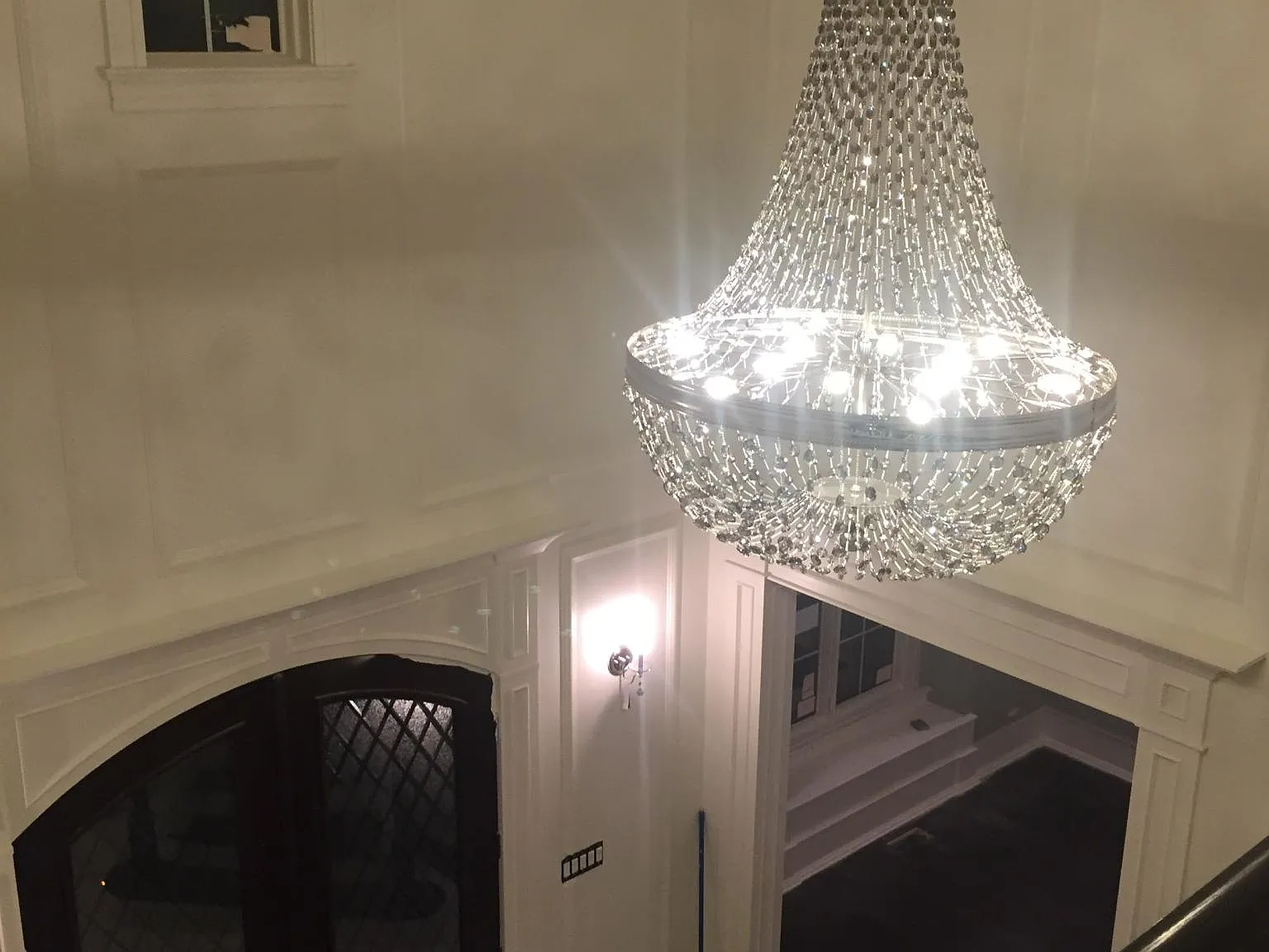 5 bed, 6000 sqft, $9,700 — Photo 3
