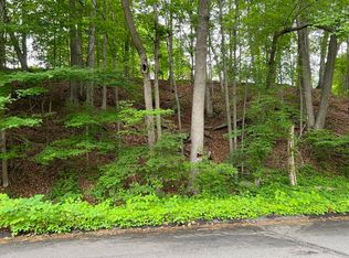 114 Bark Haul Rd, Longmeadow, MA 01106