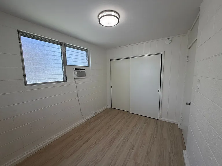 1148 Wilder Ave — Photo 16