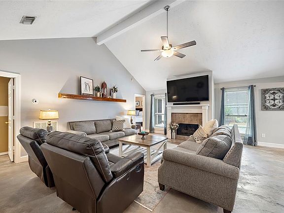 5th image of 5017 Archway Dr