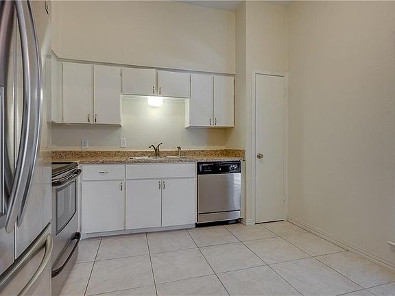 5th image of 10432 High Hollows Dr APT 241