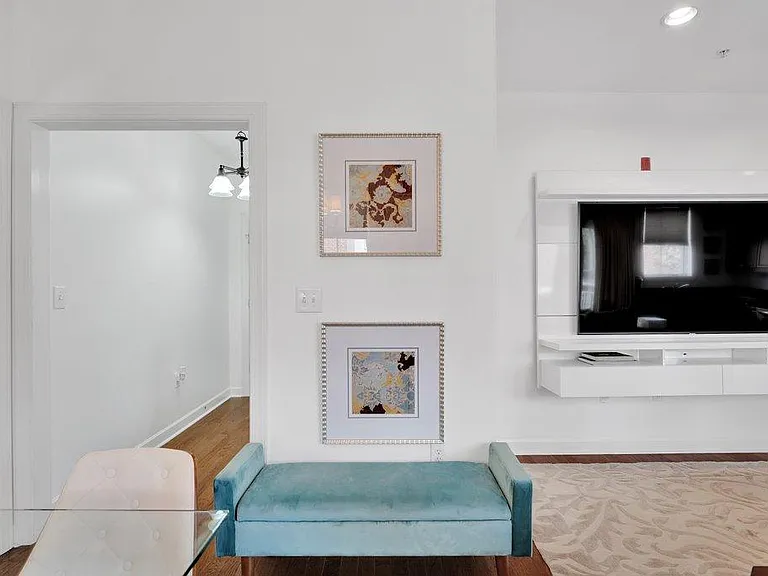 1903 Kenilworth Ave #111 — Photo 16