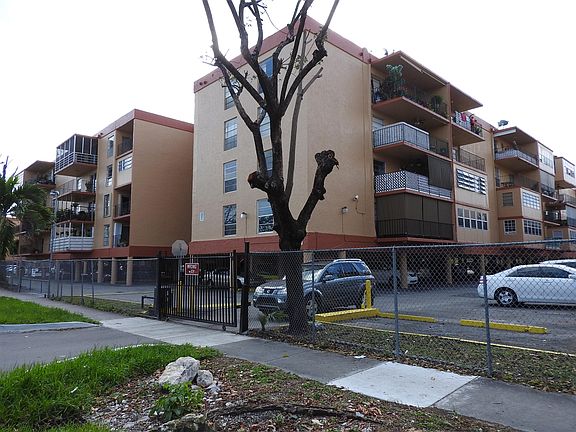 4th image of 1890 W 56th St APT 1326