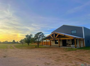 1366 Curry Rd #14, Clovis, NM 88101