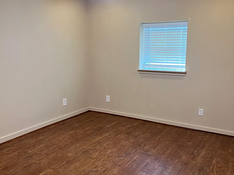 56 Boone Ave #1 — Photo 23