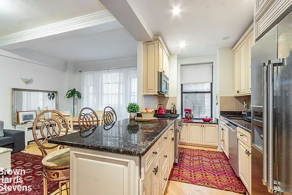 Rented by Brown Harris Stevens | media 10