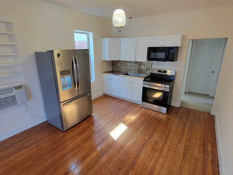 762 Eastern Ave #2 — Photo 6
