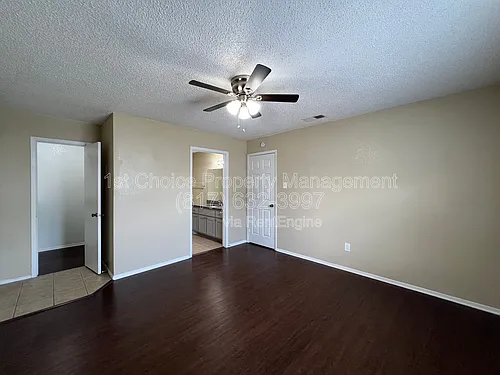 7041 Crosstimbers Ln Photo 1