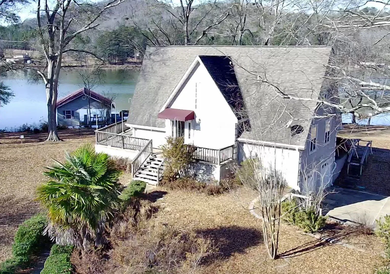 Coolant River Water Front 4 Bedrooms / 2 Full Bathrooms two Stories on Full Basement — Photo 2