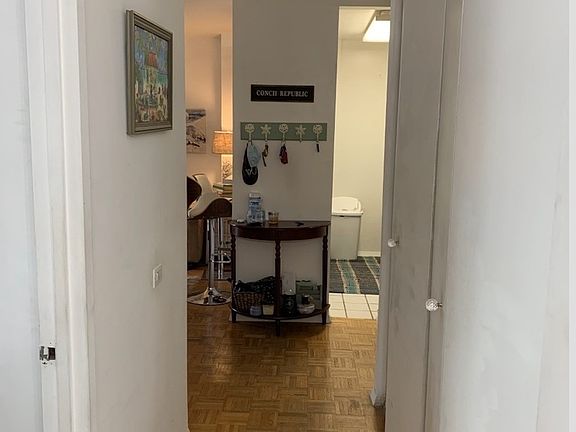 5th image of 215 W 95th St APT 12F