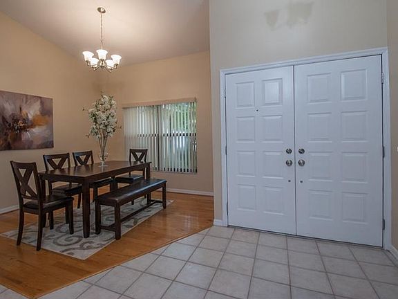3rd image of 11323 Torrey Pines Dr