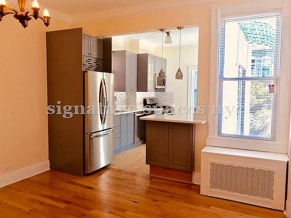 4th image of 3213 47th St #2