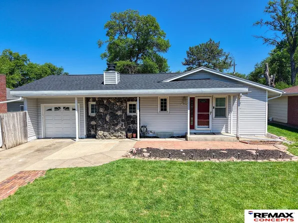 1924 Rancho Rd, Lincoln, NE 68502