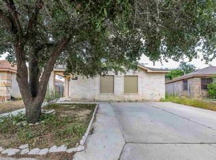2821 Remington Dr, Laredo, TX 78043