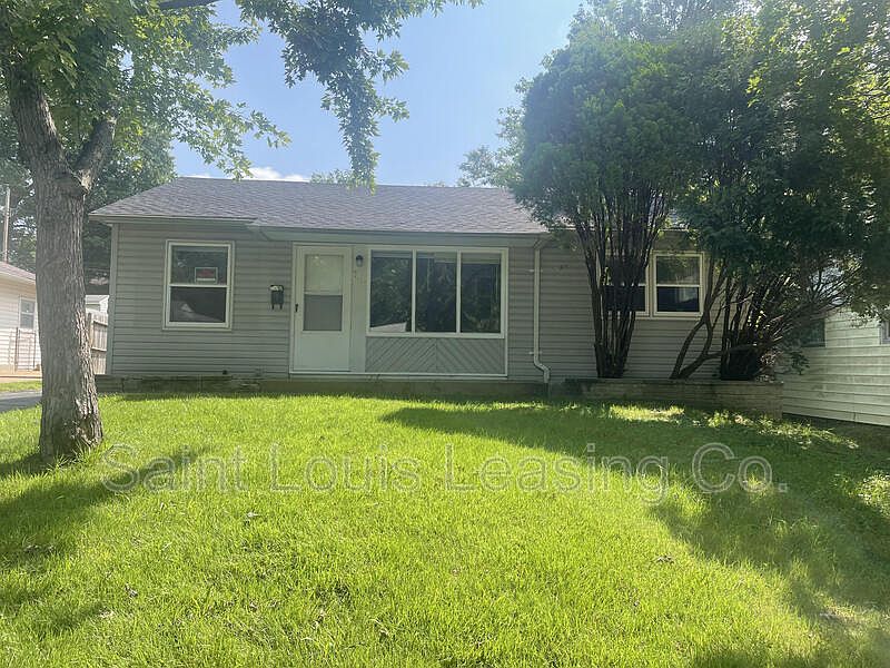 1st image of 9718 Millburn Dr