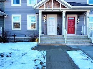 7 S Rafferty Ct, Sylvan Lake, AB T4S0K3