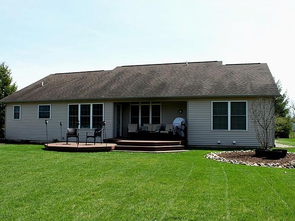 3rd image of 242 Morhouse Dr