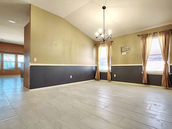 4th image of 18317 Piedra Dr