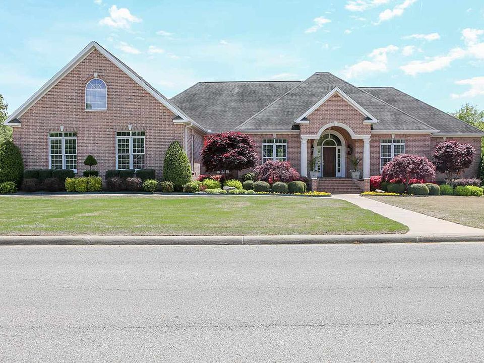 2nd image of 1111 Layman Dr