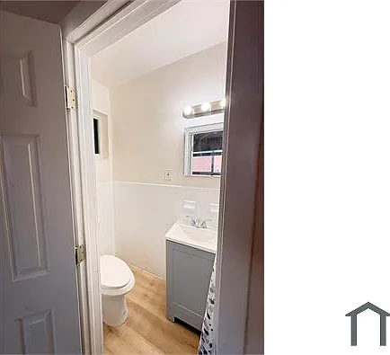 690 NE 133rd St #7 — Photo 7