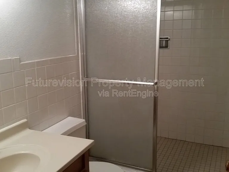 3710 Kovarik Ln — Photo 2