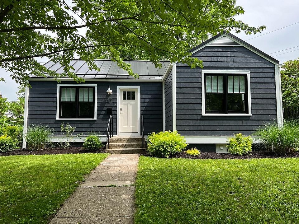 Street view of 117 Hawthorne Place