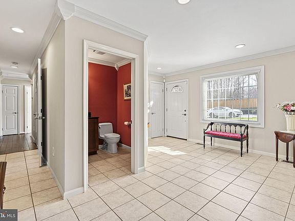 4th image of 13506 Bradford Ln