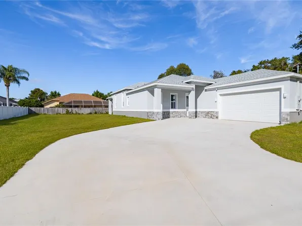 9 Watkins Pl, Palm Coast, FL 32164