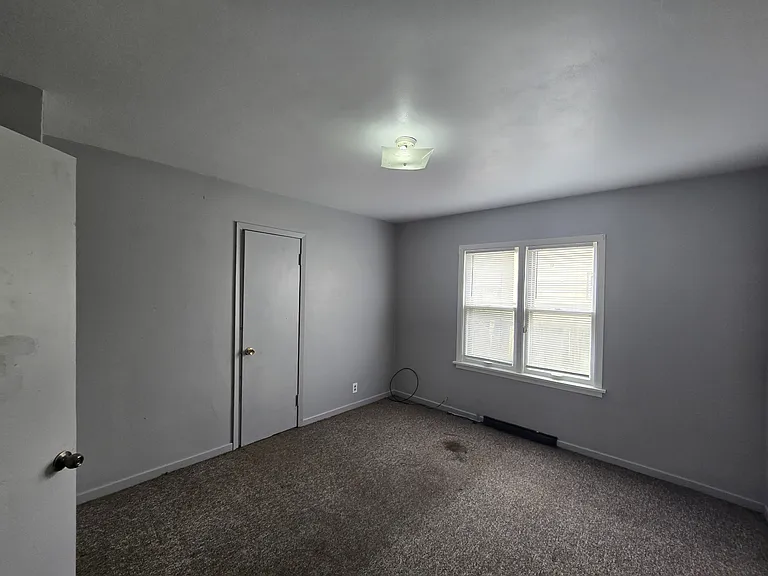 216 Courtland St #1 — Photo 8