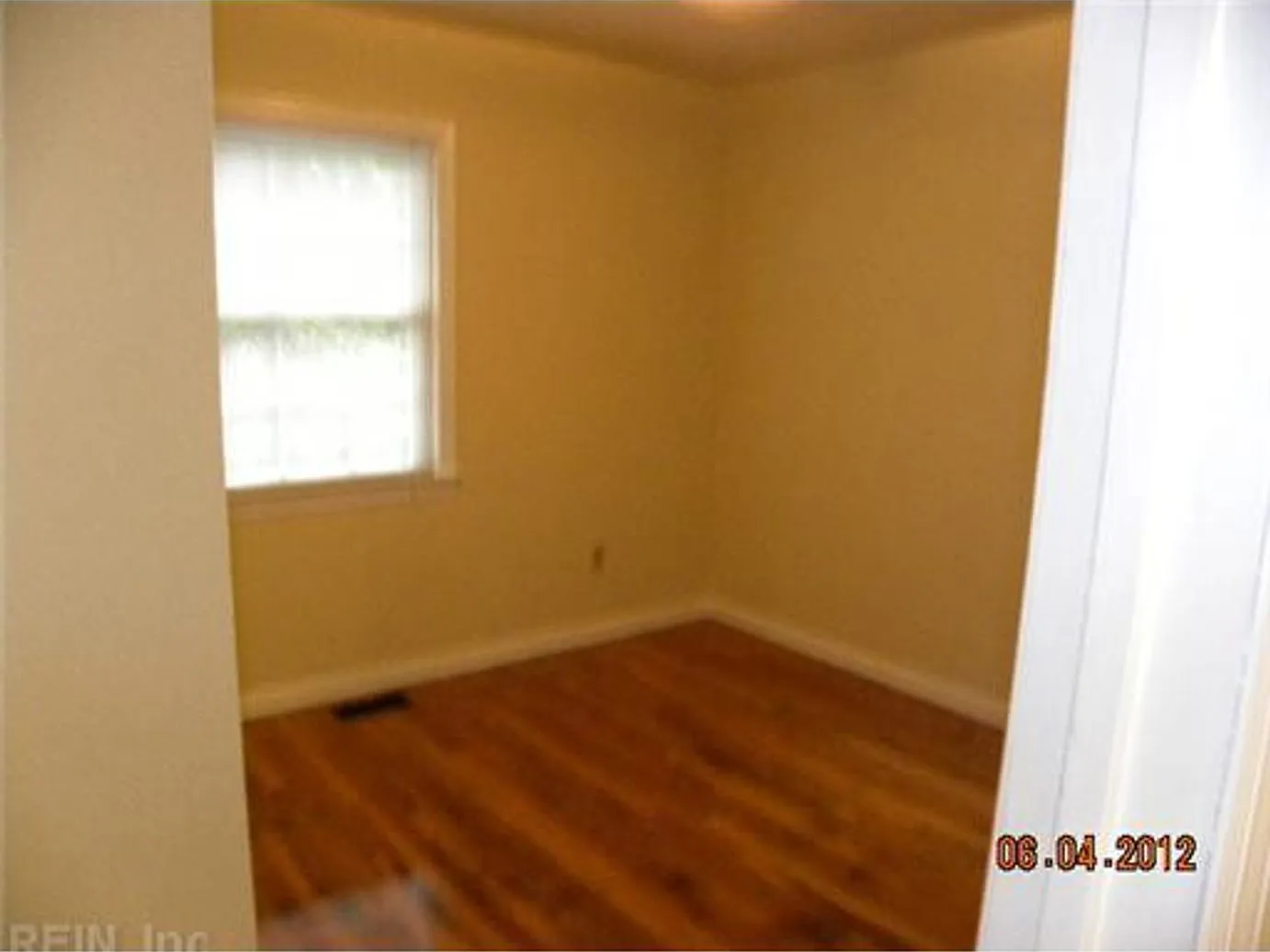 100 Earl Street. Yorktown, Va. — Photo 1