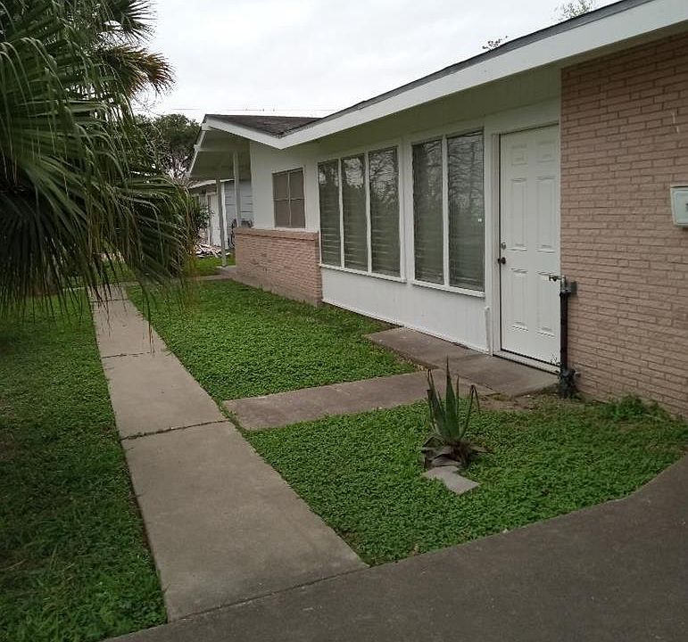 1st image of 1164 Parkwood Pl #3