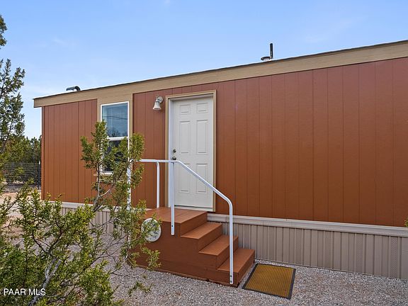 2nd image of 25815 W Fort Rock Rd