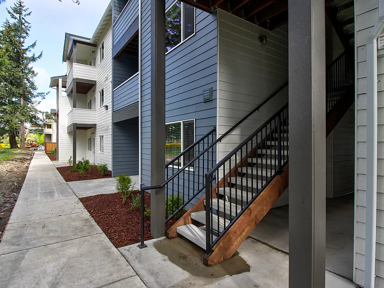 Whitney Lane Apartments — Photo 3