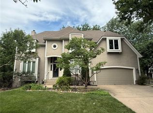 13112 Meadow Ln, Leawood, KS 66209
