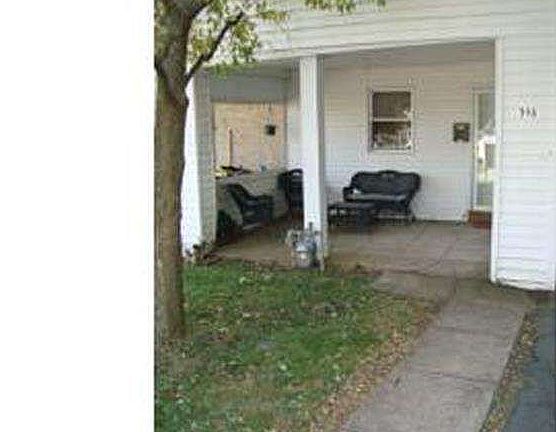 2nd image of 398 Lakeview Ave