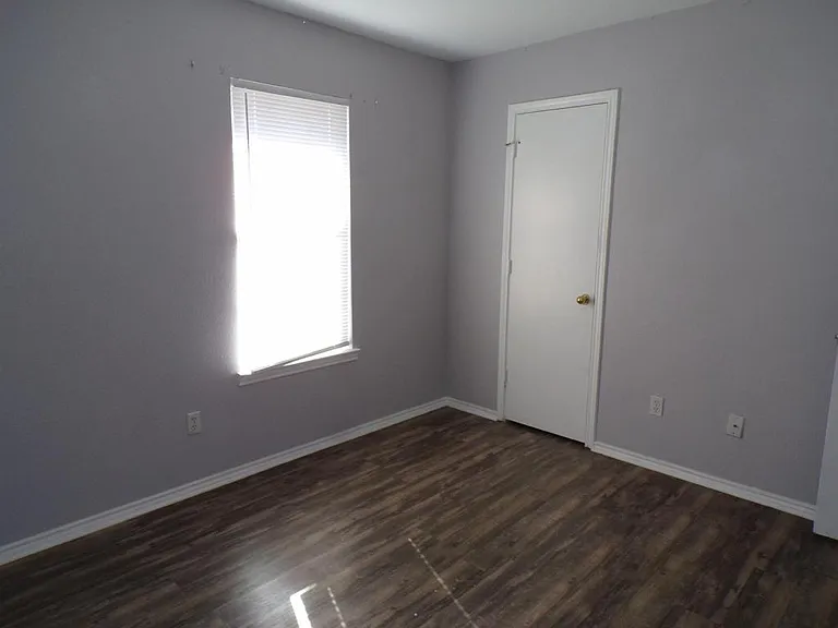 5908 Greengate Dr #C — Photo 11