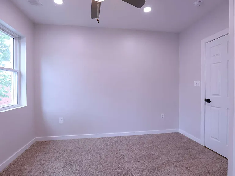 2039 Rosedale St NE — Photo 15