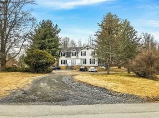 8 Old Whalesback Rd, Red Hook, NY 12571