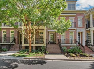 805 Creekgarden Ct, Sandy Springs, GA 30339