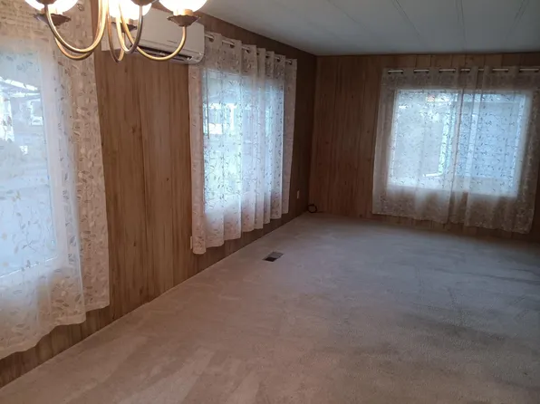 1841 Trosper Rd SW Trailer 32, Tumwater, WA 98512