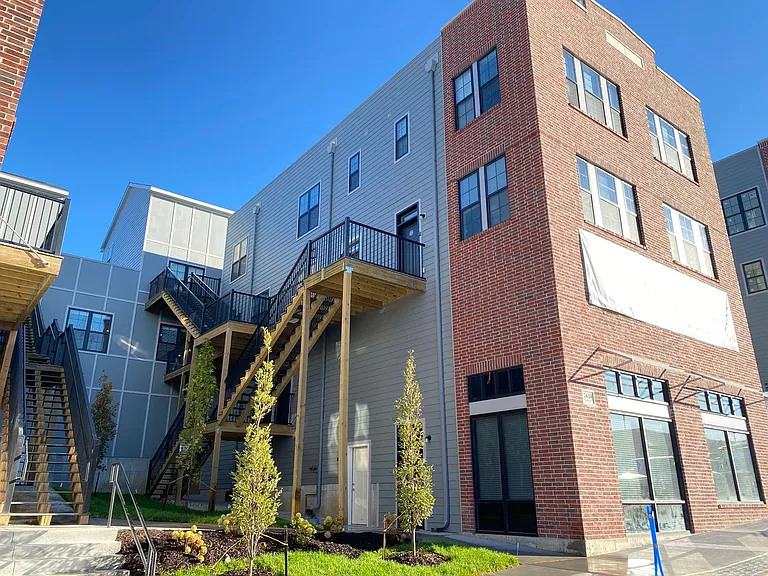 7630 Park Dr #119 — Photo 17