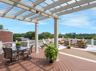 4606 Kenmore Dr NW, Washington, DC 20007