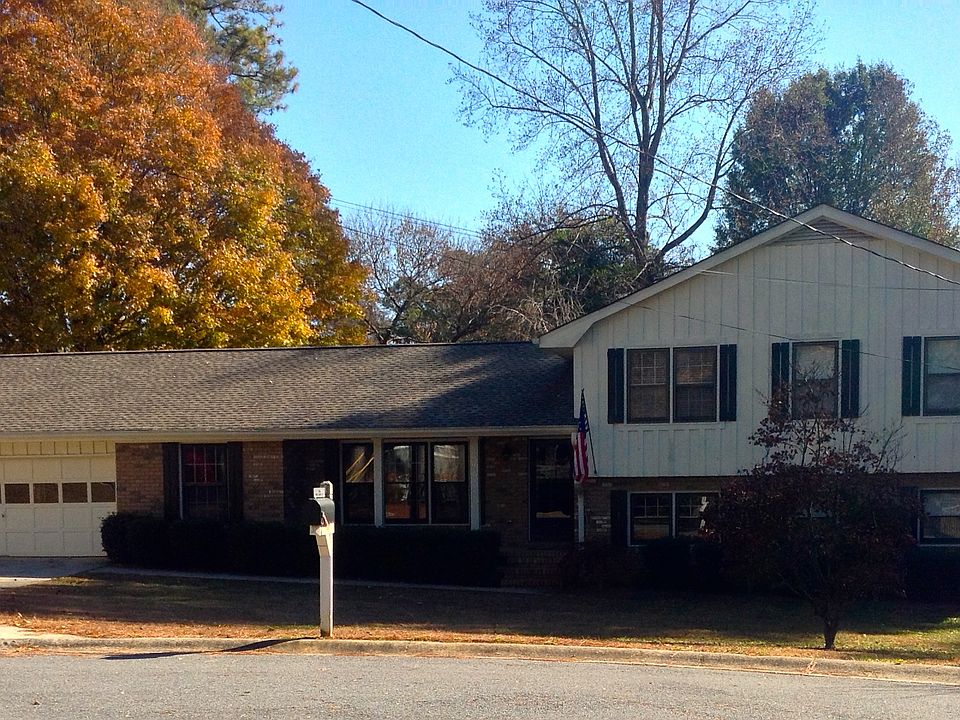 1st image of 2904 Pine Grove Ct SE