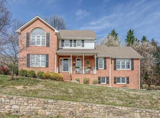 842 Academy St, Salem, VA 24153