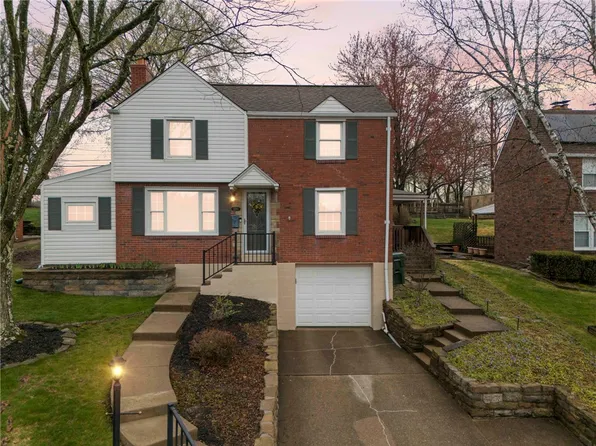 5310 Greenridge Dr, Pittsburgh, PA 15236