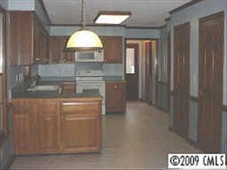 2nd image of 10607 S Hall Dr
