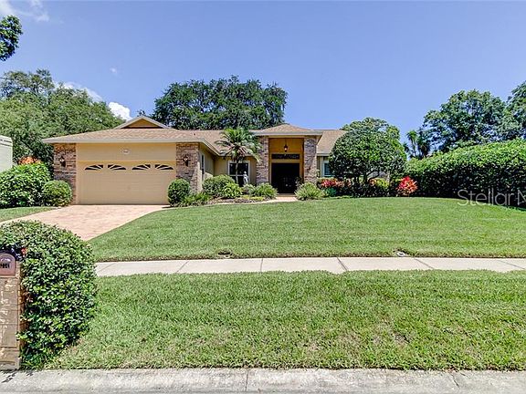 2nd image of 615 Tomoka Dr