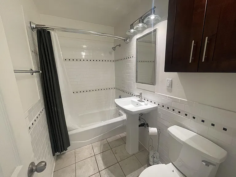 3155 Kemper St — Photo 30