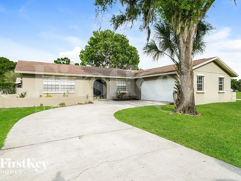3816 Fieldflower Ct — Photo 2
