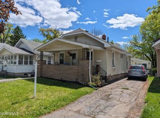 1833 Wychwood St, Toledo, OH 43613